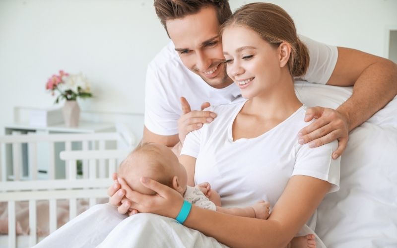 ¿Cómo funciona la Prestación por nacimiento y cuidado del menor (maternidad y paternidad)?